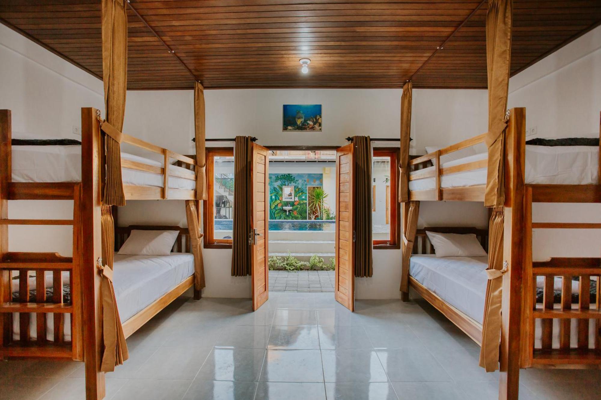 Garuda Hostel & Accomodation Nusa Penida Toyapakeh Εξωτερικό φωτογραφία