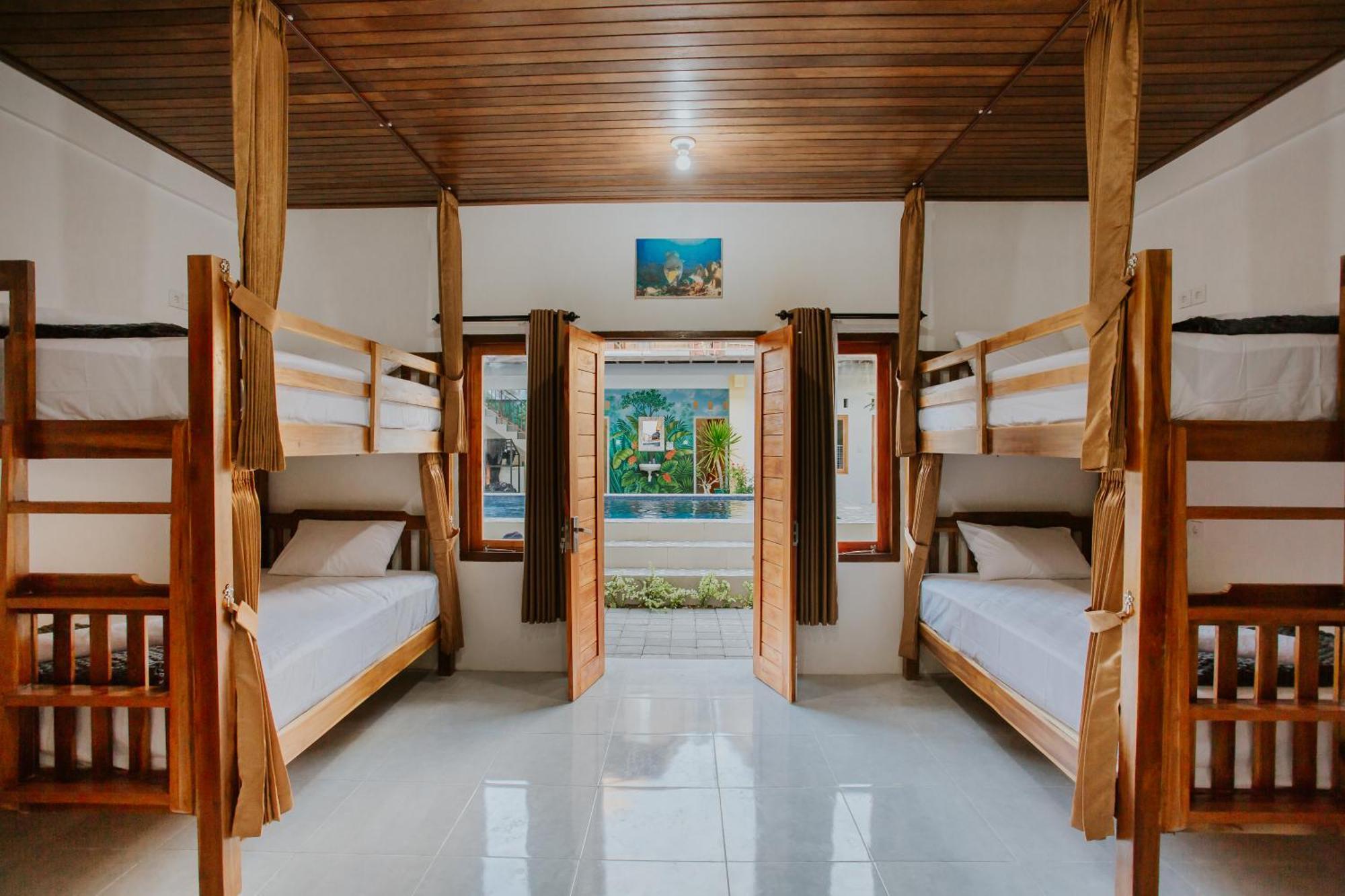 Garuda Hostel & Accomodation Nusa Penida Toyapakeh Εξωτερικό φωτογραφία
